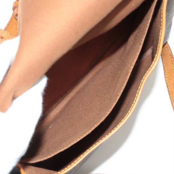 ❌❌❌ SOLD! ❌❌❌ Louis Vuitton Monogram Saumur 30 Crossbody / Shoulder bag - Picture 7 of 10